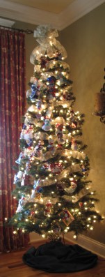 Downstairs Christmas Tree 2